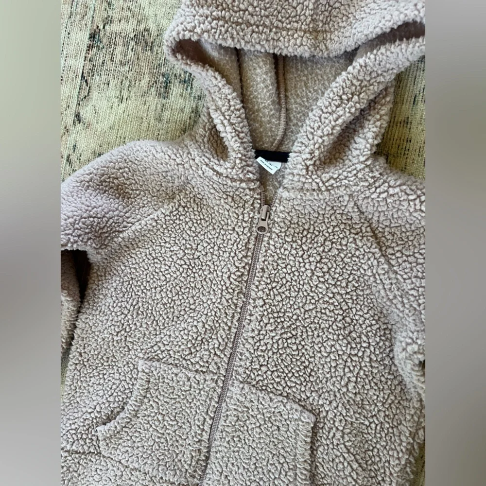 Old Navy Purple Hooded Sweatshirt Plush Fleece girls xs 5